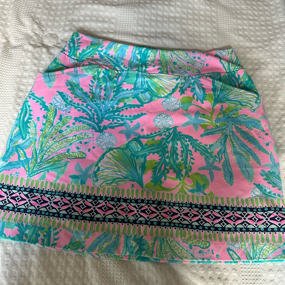 Lilly Pulitzer Tropical luxletic skort